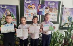 Для Орлят России 4 "В" класса прошло мероприятие  
  "Мы за здоровый образ жизни". 
Ребята давали определение ЗОЖ, говорили о его составляющих: режиме дня, гигиене тела, зрении, о правильном питании, занятиях спортом. Оживленно прошла игра "Что разрушает здоровье, что укрепляет?". В заключении провели конкурс рисунков. Ребята осознали, что здоровье - это главная ценность и здоровый образ жизни нам необходим⛹‍♀????????
#Тихорецкийрайон 
#МБОУСОШ37